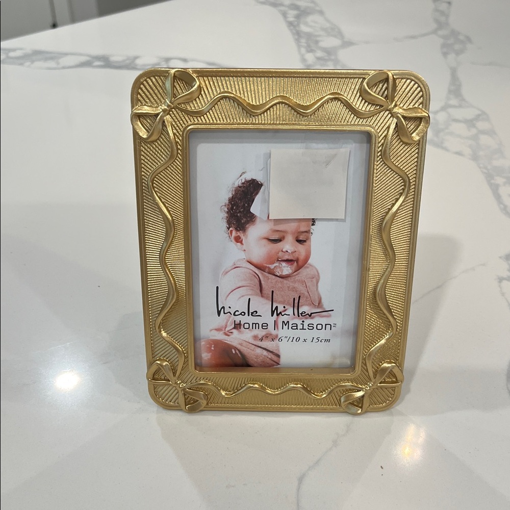💛🎀Cute.. Picture Frame! - Picture 3 of 7